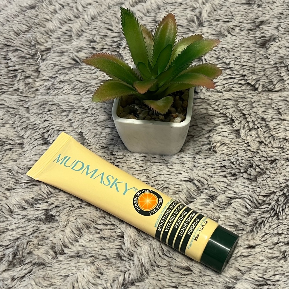 MUDMASKY Vitamin-Infused Eye Serum NWT